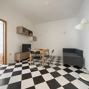 Apartment Casa Sant' Elena, Rome